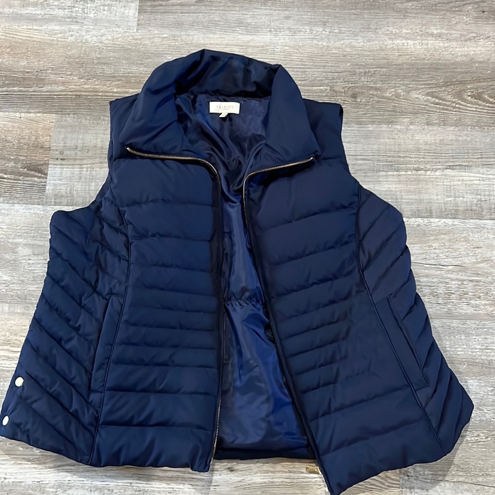 2X Navy blue Talbots Vest  perfect condition